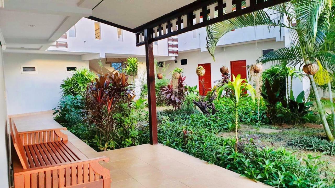 Siray House Lejlighedshotel Phuket Eksteriør billede